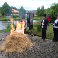 2011 Sommerfasching Fischzug Weiber