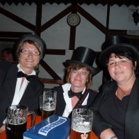 2011 Sommerfasching Fischzug Weiber